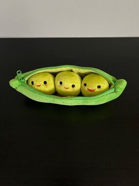 Plush Pea Pods from Toy Story with Three Cute Smiling Peas Stuffy 8”